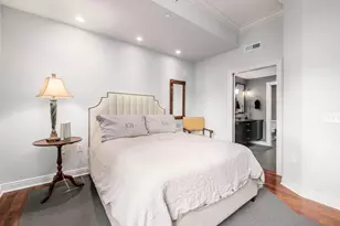 8 E Broad St, Columbus, OH 43215 - Photo 15