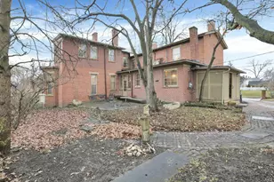 225 S Ct, Circleville, OH 43113 - Photo 9