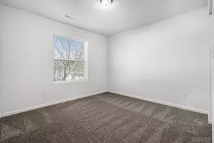 592 Rhoads Ave, Columbus, OH 43205 - Photo 23