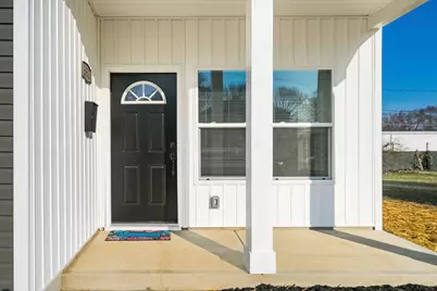 592 Rhoads Avenue, Columbus, OH 43205 - Photo 5