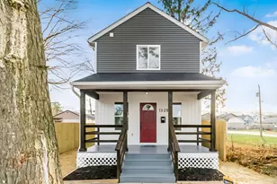 1329 Manchester Ave, Columbus, OH 43211 - Photo 1