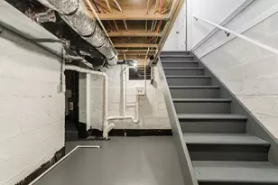 1329 Manchester Ave, Columbus, OH 43211 - Photo 31