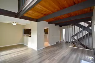 5671-5673 Saranac Dr, Columbus, OH 43232 - Photo 9