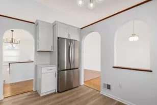 2100 Carrollton Dr, Columbus, OH 43223 - Photo 9