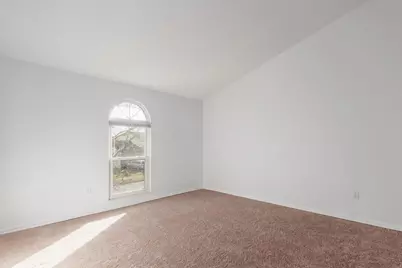 2100 Carrollton Drive, Columbus, OH 43223 - Photo 13