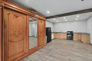 372 S Main St, Marion, OH 43302 - Photo 7