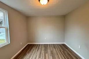 385 S Burgess Ave, Columbus, OH 43204 - Photo 11