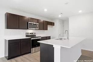 5910 Pitch Pne Dr, Canal Winchester, OH 43110 - Photo 13