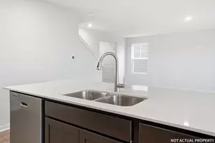 5910 Pitch Pne Dr, Canal Winchester, OH 43110 - Photo 15