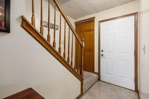 746 Hurlock Ln, Galloway, OH 43119 - Photo 9