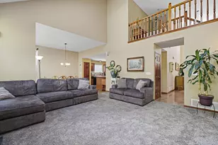 5963 Sandy Rings Ln, Dublin, OH 43016 - Photo 9