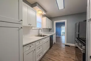 2742 Dibblee Ave, Columbus, OH 43204 - Photo 5