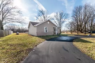 13219 E National Rd, South Vienna, OH 45369 - Photo 3