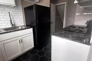 1088 E 22nd Ave, Columbus, OH 43211 - Photo 7