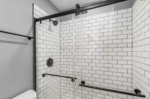 1020 E Deshler Ave, Columbus, OH 43206 - Photo 21