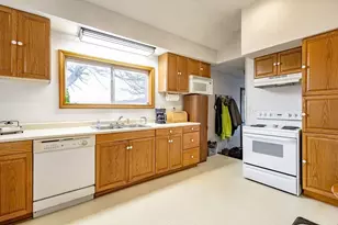 14293 Gilchrist Rd, Mount Vernon, OH 43050 - Photo 5