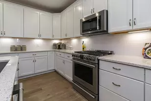 7652 Gateway Blvd, Powell, OH 43065 - Photo 9