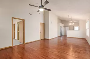 8307 Tegmen St, Columbus, OH 43240 - Photo 9