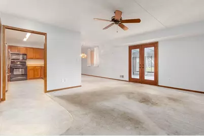 5885 Beechcroft Road #116, Columbus, OH 43229 - Photo 3