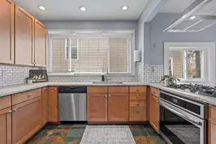 327 E Mithoff St, Columbus, OH 43206 - Photo 13