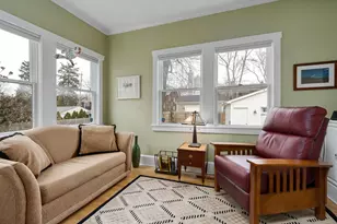 164 Tibet Rd, Columbus, OH 43202 - Photo 17