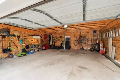164 Tibet Road, Columbus, OH 43202 - Photo 31