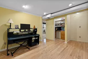 164 Tibet Rd, Columbus, OH 43202 - Photo 27