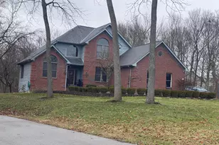 3420 Pine Ridge Dr, Lewis Center, OH 43035 - Photo 7