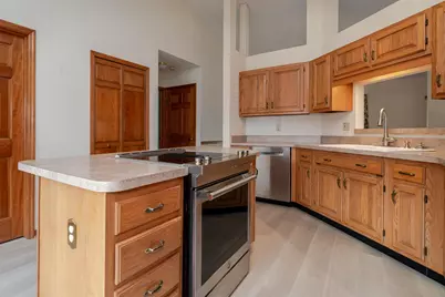 6392 Claypool Court, Columbus, OH 43213 - Photo 9