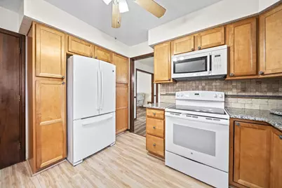 6143 Catawba Drive, Grove City, OH 43123 - Photo 9
