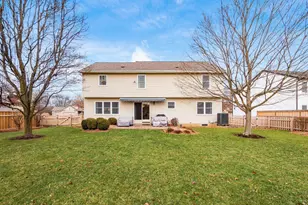 2126 Mayflower Cir, Grove City, OH 43123 - Photo 39