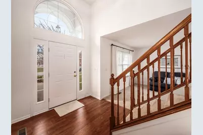 2126 Mayflower Circle, Grove City, OH 43123 - Photo 3