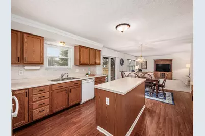 2126 Mayflower Circle, Grove City, OH 43123 - Photo 7