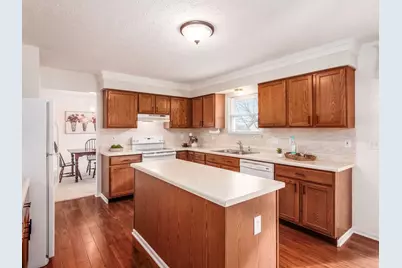 2126 Mayflower Circle, Grove City, OH 43123 - Photo 11