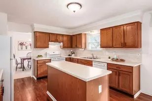 2126 Mayflower Cir, Grove City, OH 43123 - Photo 11