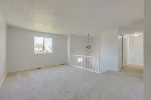 276 Hubbard Rd, Galloway, OH 43119 - Photo 9