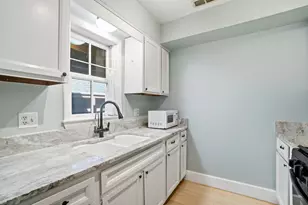 253 E Kossuth St, Columbus, OH 43206 - Photo 9