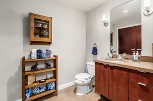 845 N High St, Columbus, OH 43215 - Photo 13