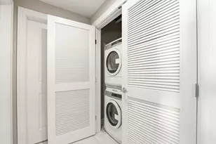 50 W Broad St, Columbus, OH 43215 - Photo 15