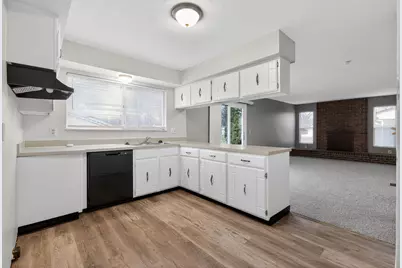 322 Huber Village Boulevard, Westerville, OH 43081 - Photo 11