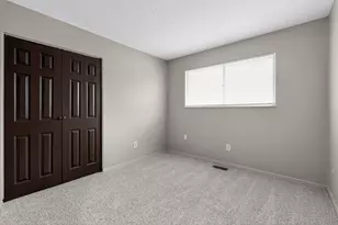 322 Huber Village Blvd, Westerville, OH 43081 - Photo 13