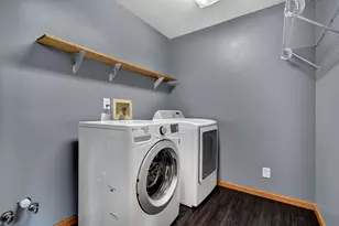 215 N Vernon Ave, Newark, OH 43055 - Photo 15