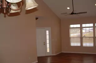 105 Maple Leaf Dr, Johnstown, OH 43031 - Photo 7