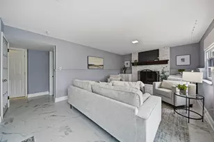 341 Canyon Dr N, Columbus, OH 43214 - Photo 39