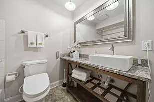 341 Canyon Dr N, Columbus, OH 43214 - Photo 29