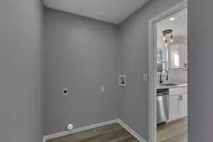 6575 Cloverlawn Cir, Canal Winchester, OH 43110 - Photo 11