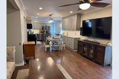 221 N Main Street, London, OH 43140 - Photo 3