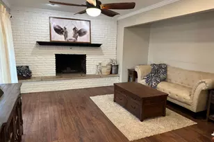 221 N Main St, London, OH 43140 - Photo 9