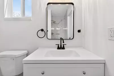 40 E Lakeview Avenue, Columbus, OH 43202 - Photo 35