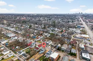 40 E Lakeview Ave, Columbus, OH 43202 - Photo 13